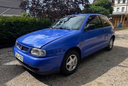 Seat Ibiza 90.800 km 600 &euro; Bernburg 06406