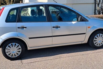 Ford Fiesta 70.000 km 3.000 &euro; Flein 74223