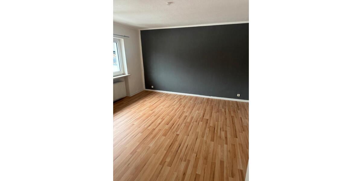 Etagenwohnung Bonn - 5 Zimmer, 120 m&sup2;, 2.000&euro; | Angebot:24446190