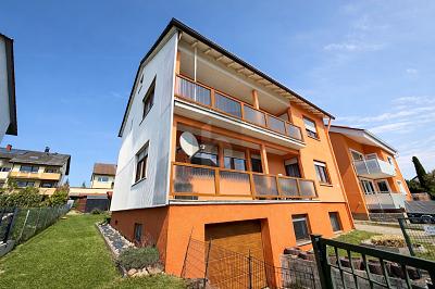 STILVOLL MIT SCHÖNEM GARTENBEREICH - Zweifamilienhaus Pforzheim Eutingen | Angebot:26765637