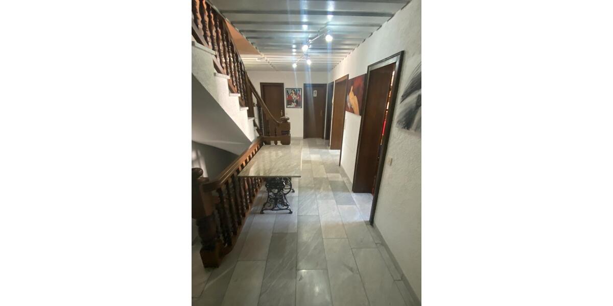 Etagenwohnung Grafling - 4 Zimmer, 144 m&sup2;, 285.000&euro; | Angebot:26845526