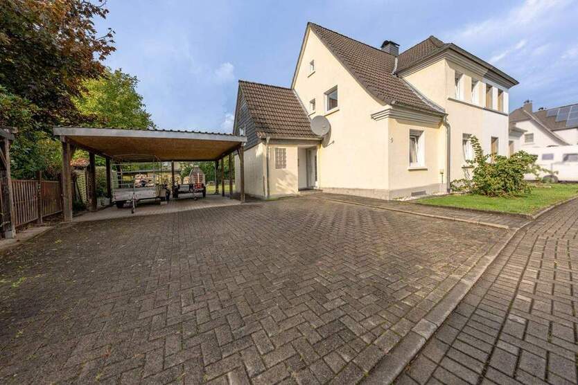 Familientraum in Aplerbeck: Idyllische Doppelhaushälfte mit gemütlichem Garten! 6 zimmer