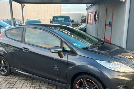Ford Fiesta 149.575 km 3.490 € Enger 32130