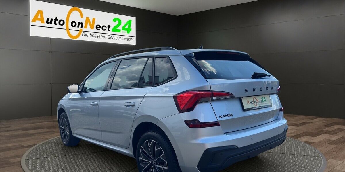 Skoda Kamiq 1.0 TSi Selection Black *Sitzhzg/Kamera/LED/ 13.225 km 21.490 &euro; Bamberg 96052