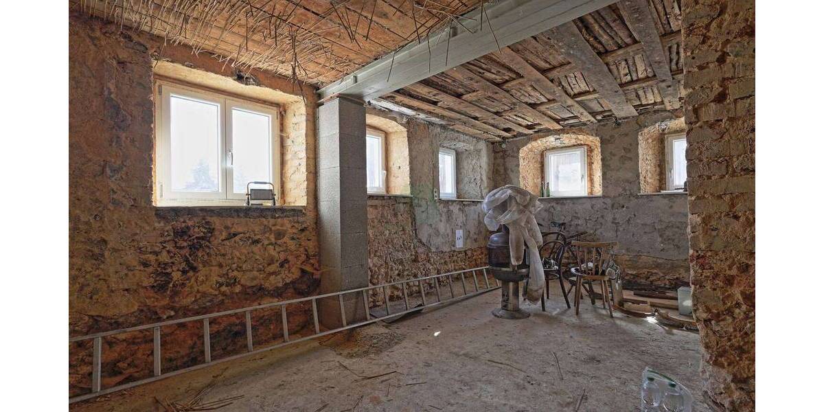 Bauernhaus, Landhaus Etzelwang Gerhardsberg - 9 Zimmer, 220 m&sup2;, 90.000&euro; | Angebot:25666118