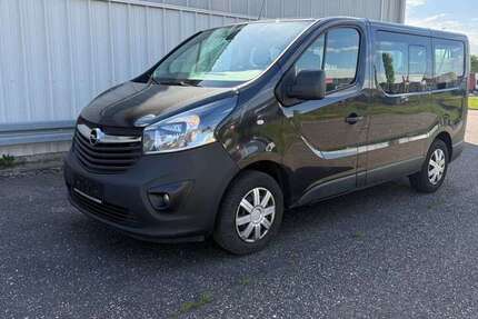 Opel Vivaro 206.000 km 11.700 &euro; Ötigheim 76470