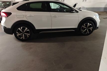 VW Taigo 93.000 km 19.600 &euro; Pforzheim 75179