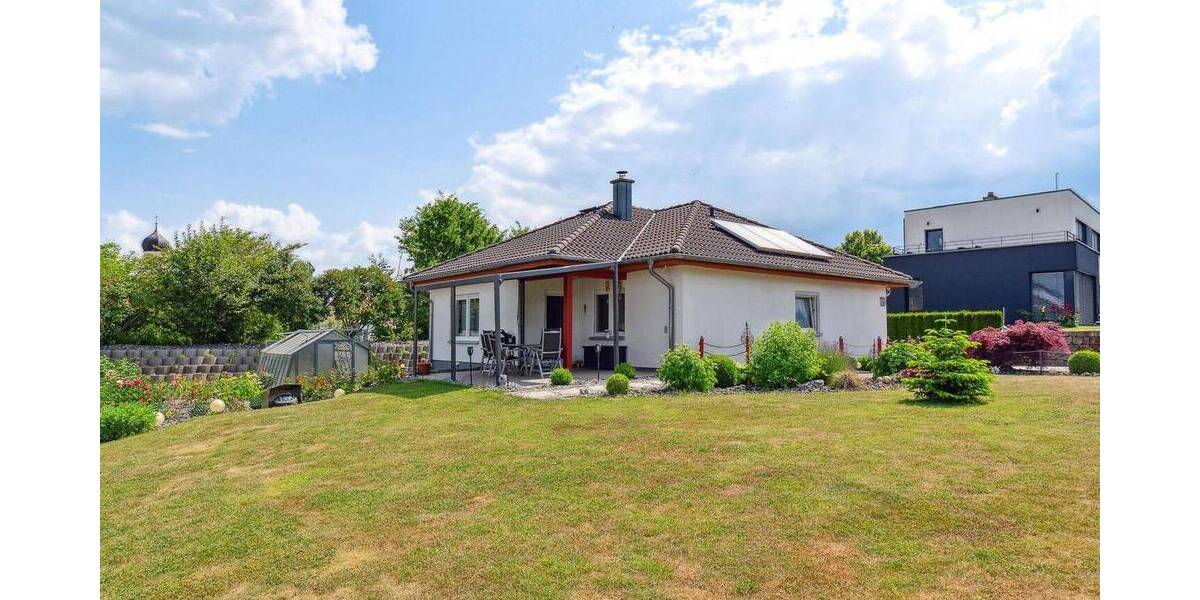 Bungalow Laupheim Untersulmentingen - 6 Zimmer, 160 m&sup2;, 660.000&euro; | Angebot:26866309