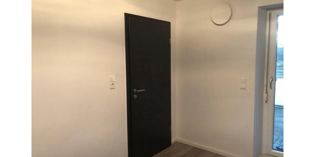 Etagenwohnung Bad Neustadt an der Saale - 1 Zimmer, 32 m&sup2;, 99.000&euro; | Angebot:24979060