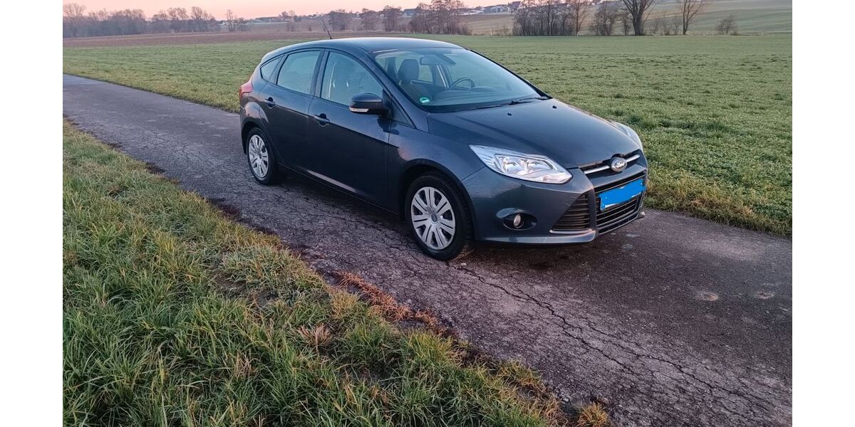 Ford Focus 84.300 km 6.300 &euro; Ehingen 89584