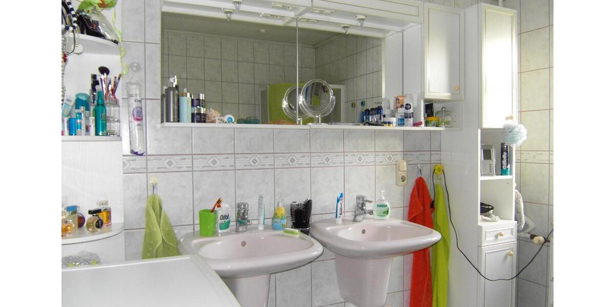 Einfamilienhaus Ebersbach-Neugersdorf Neugersdorf - 6 Zimmer, 140 m&sup2;, 110.000&euro; | Angebot:26307558
