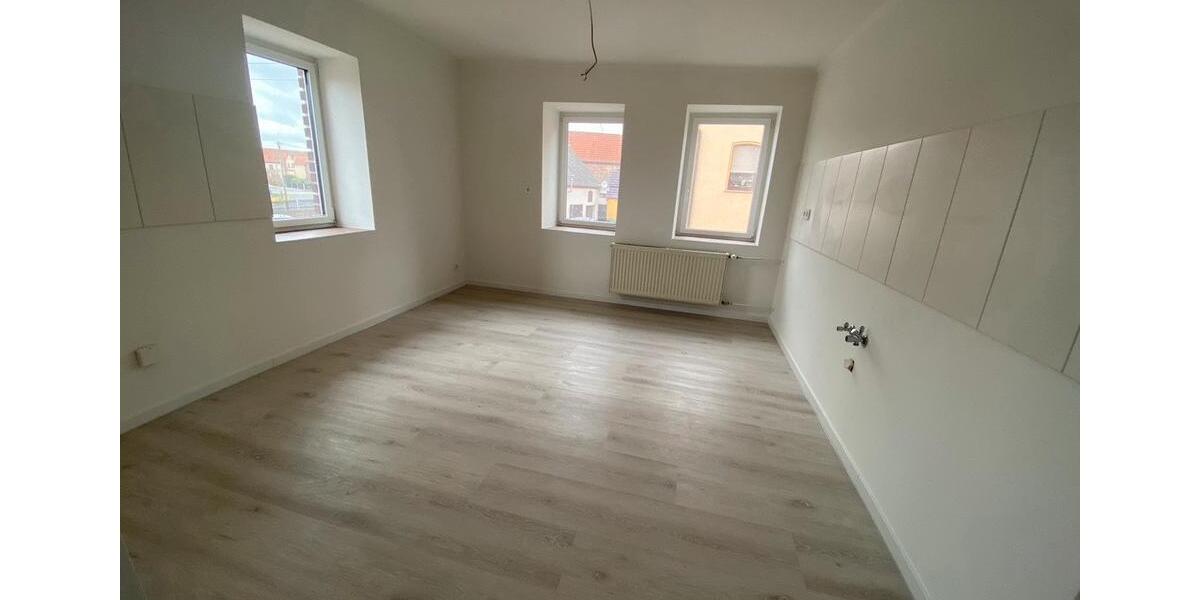 Etagenwohnung Eisenberg - 3 Zimmer, 90 m&sup2;, 700&euro; | Angebot:26252586