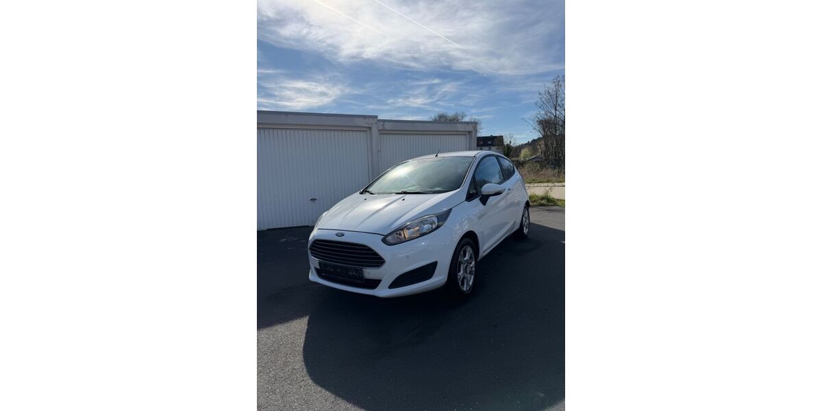 Ford Fiesta 230.135 km 2.100 &euro; Nideggen 52385