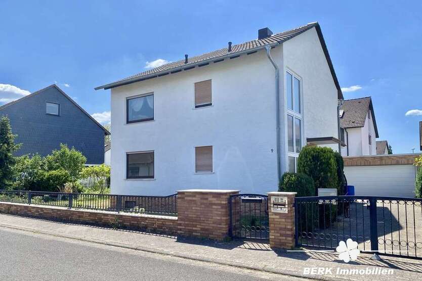 Haus zum Kaufen in Kahl am Main 449.000 € 132.84 m²