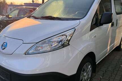 Nissan NV200 43.500 km 8.990 &euro; Oldenburg 26125