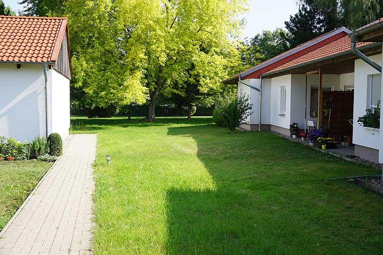 Immodrom: barrierefreie Wohnung in Hakeborn, auf Wunsch Betreuung - Erdgeschoßwohnung Börde-Hakel Hakeborn | Angebot:27070126