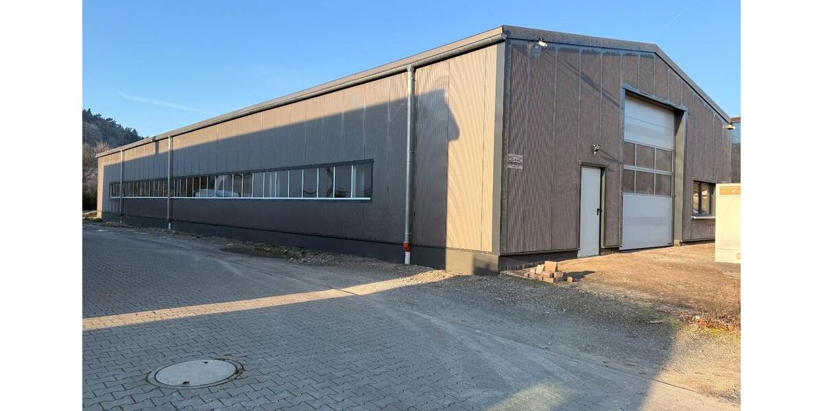 Moderne Neubau Gewerbehalle mit 576m² in Grünsfeld zur Miete zimmer