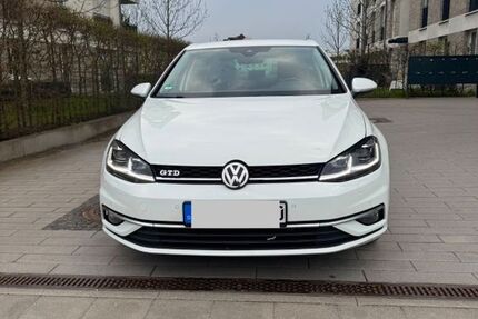 VW Golf 139.821 km 14.599 &euro; Offenbach am Main 63067