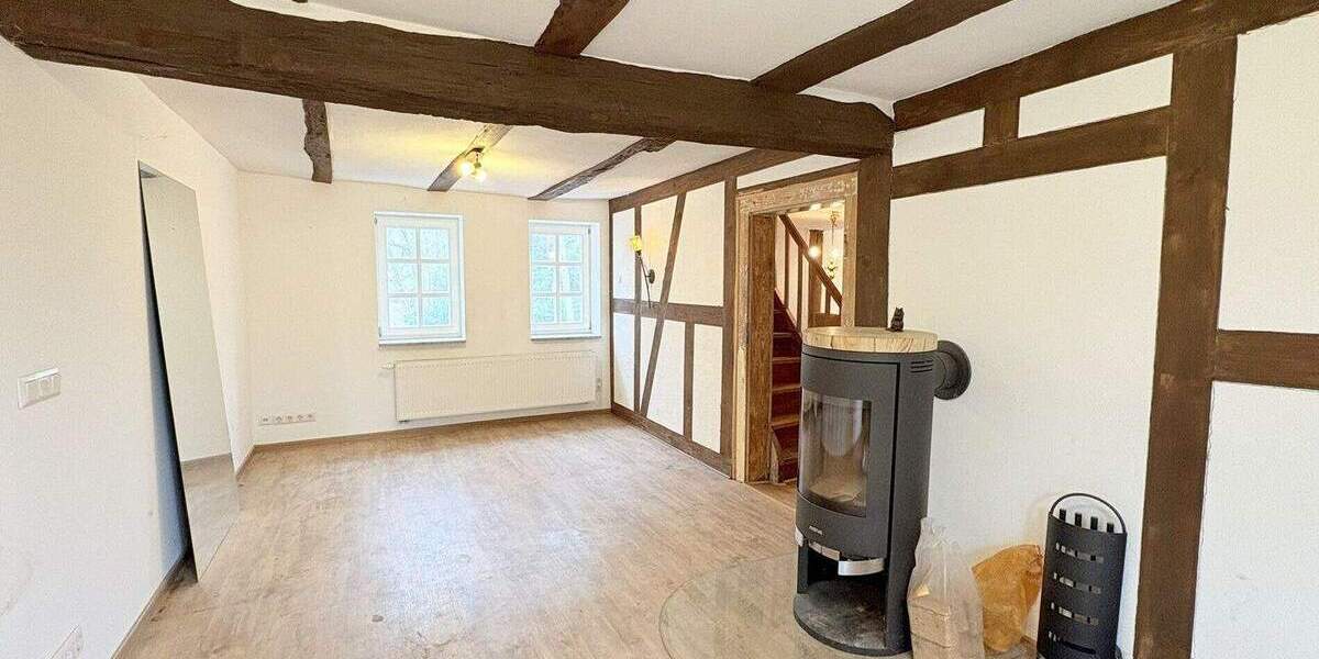 Einfamilienhaus Stadtallendorf / Schweinsberg Schweinsberg - 3 Zimmer, 113 m&sup2;, 169.900&euro; | Angebot:25775615