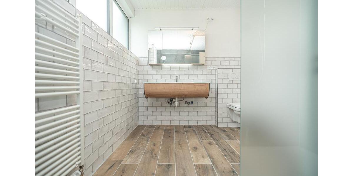 Einfamilienhaus Wangerland - 5 Zimmer, 265 m&sup2;, 2.300&euro; | Angebot:25719709