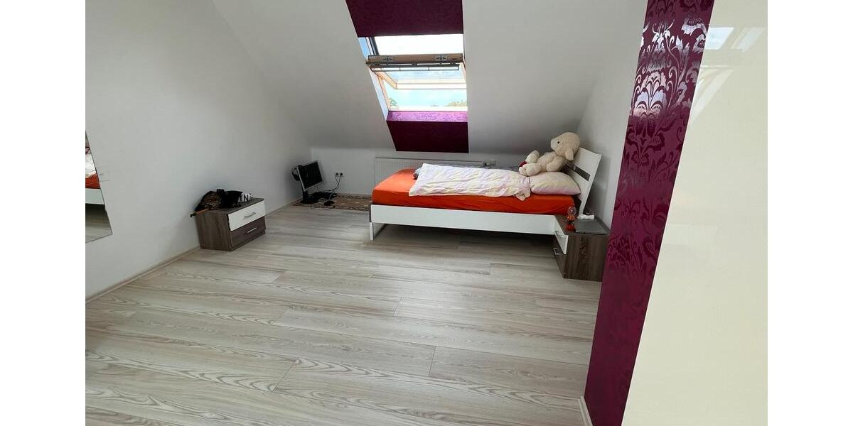 Mehrfamilienhaus, Wohnhaus Nettersheim - 6 Zimmer, 192 m&sup2;, 1.700&euro; | Angebot:26268360