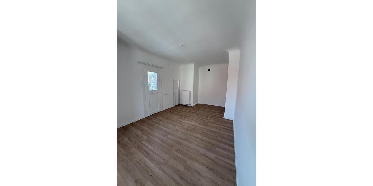 Mehrfamilienhaus, Wohnhaus Dillingen an der Donau - 5 Zimmer, 157 m&sup2;, 2.000&euro; | Angebot:26072122