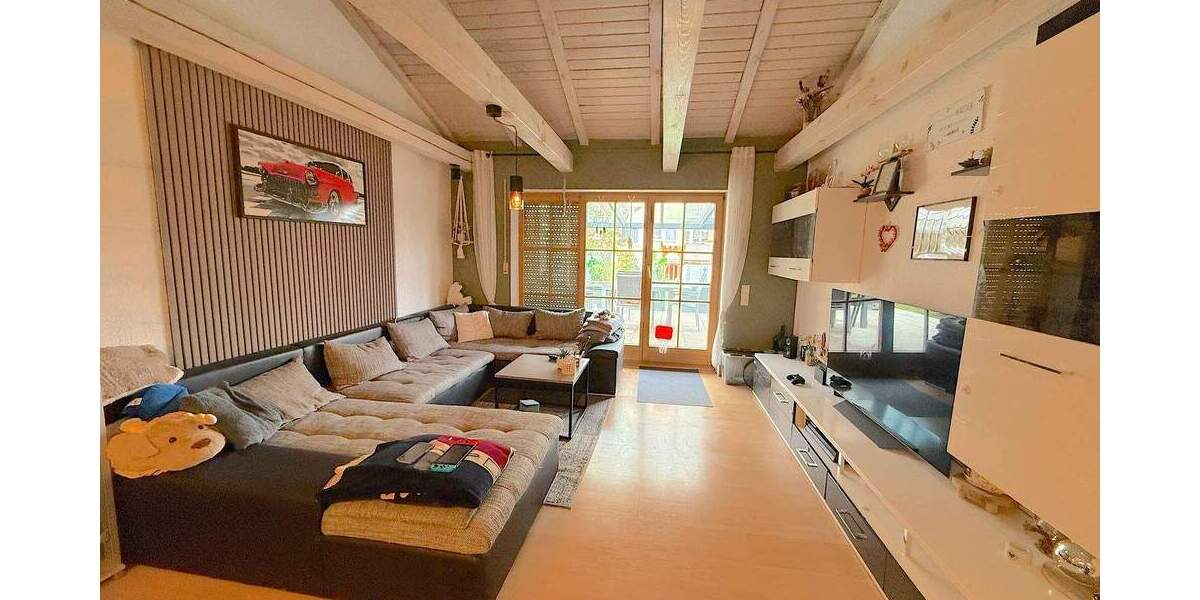 Doppelhaus mit zwei Terrassen, Wintergarten und gepflegtem kleinem 6 zimmer