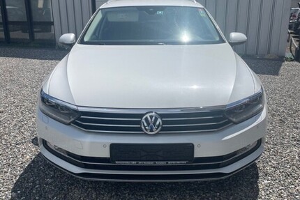 VW Passat Variant 62.260 km 25.999 € Konstanz 78462
