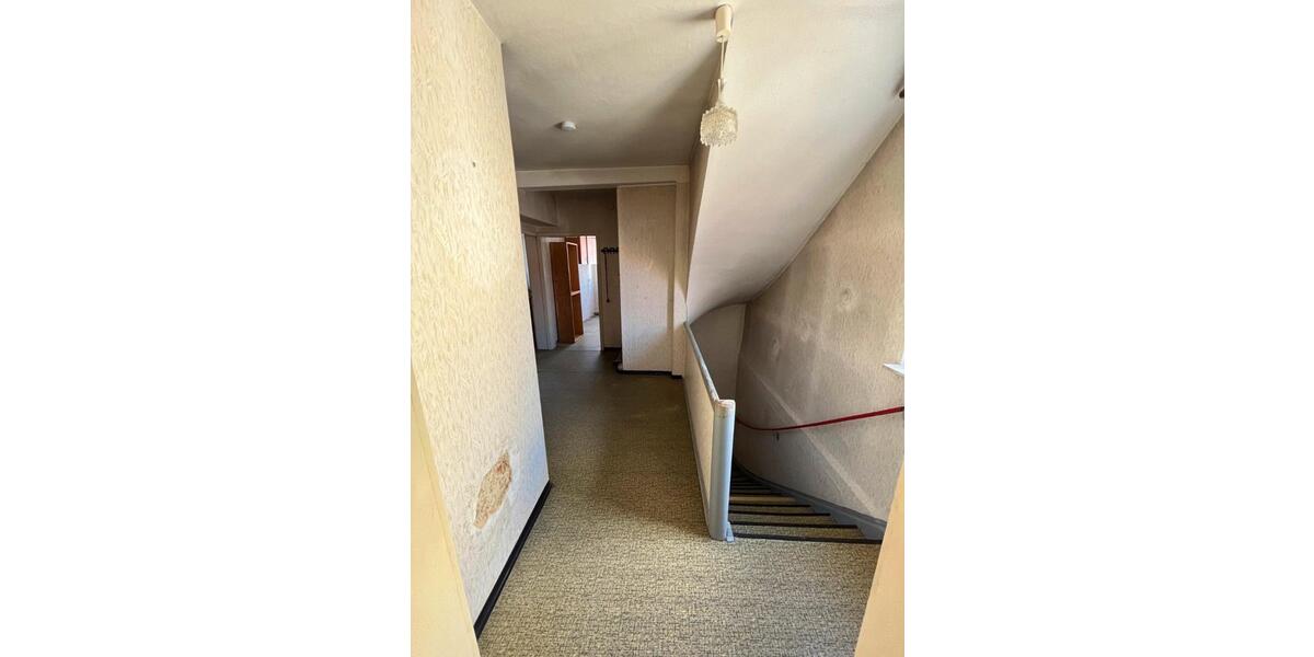 Einfamilienhaus Ostheim vor der Rhön Ostheim v.d.Rhön - 6 Zimmer, 82 m&sup2;, 99.000&euro; | Angebot:24859565