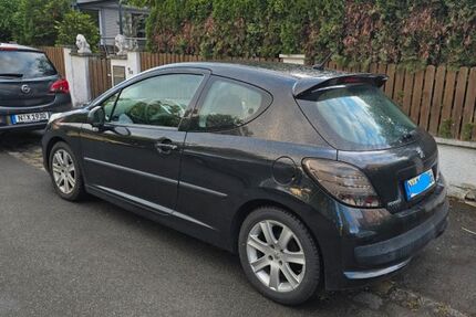 Peugeot 207 207.860 km 800 &euro; Nurnberg 90471