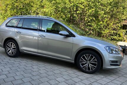 VW Golf 131.000 km 9.600 &euro; Friedrichshafen 88048