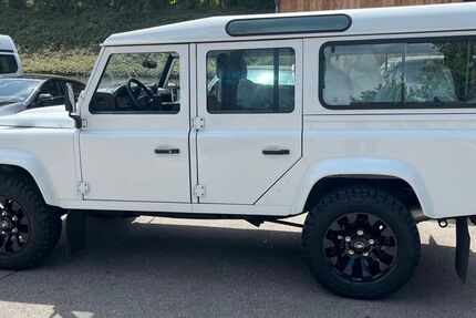 Land Rover Defender 117.000 km 42.900 &euro; München 80997