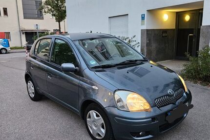 Toyota Yaris 198.725 km 1.650 &euro; München 81829