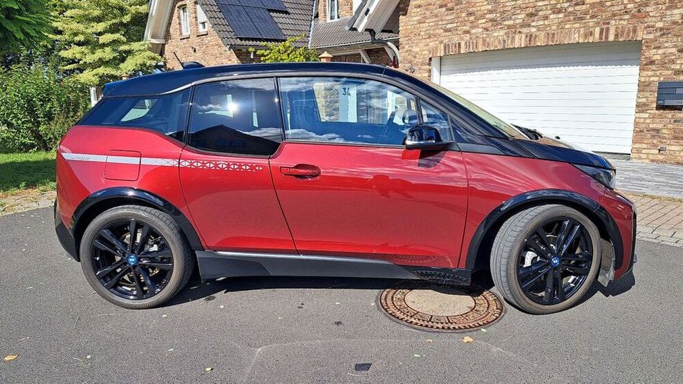 i3