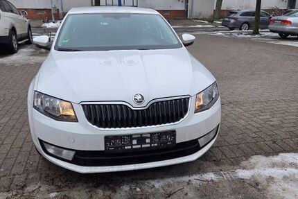 Skoda Octavia 122.781 km 10.200 &euro; Hannover 30657