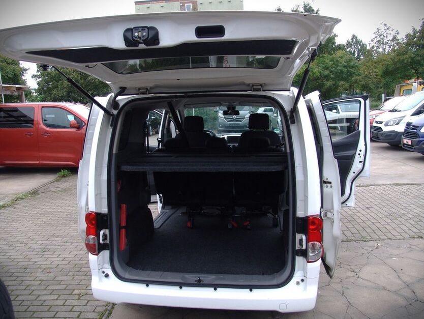 Nissan NV200 115.000 km 15.800 € Berlin 12681