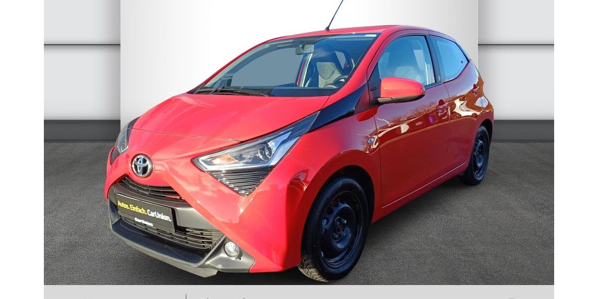 Toyota Aygo (X) 19.400 km 11.780 &euro; Eisenach 99817