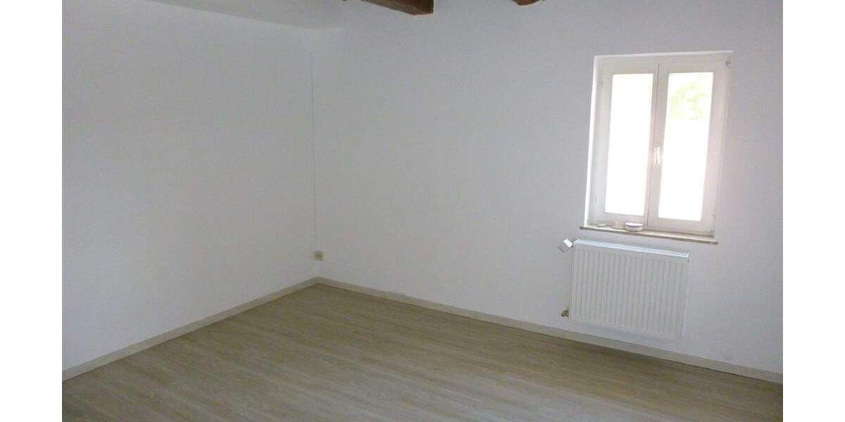 Zimmer Weikersheim - 3 Zimmer, 110 m&sup2;, 660&euro; | Angebot:25728530