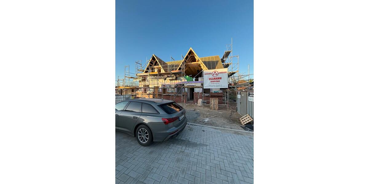 Doppelhaushälfte Jever - 4 Zimmer, 130 m&sup2;, 1.500&euro; | Angebot:24361991