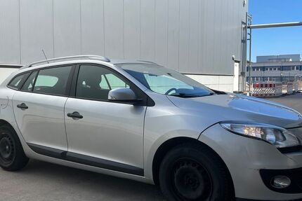 Renault Megane 299.507 km 2.000 &euro; Mainz-Mombach 55120