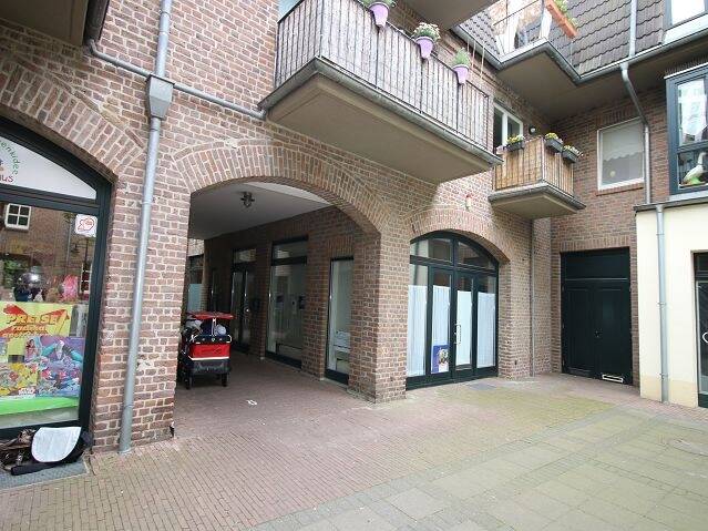 Gewerbeobjekt Meerbusch Osterath - 1 Zimmer, 127 m&sup2;, 298.000&euro; | Angebot:23940642