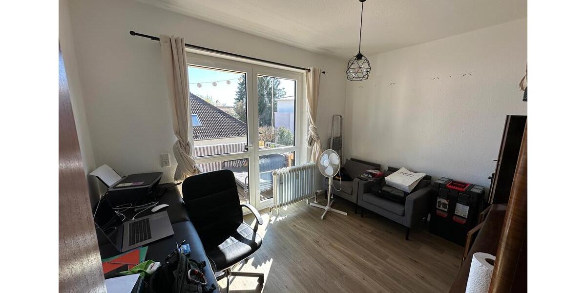Etagenwohnung Lollar - 3 Zimmer, 75 m&sup2;, 850&euro; | Angebot:26233996