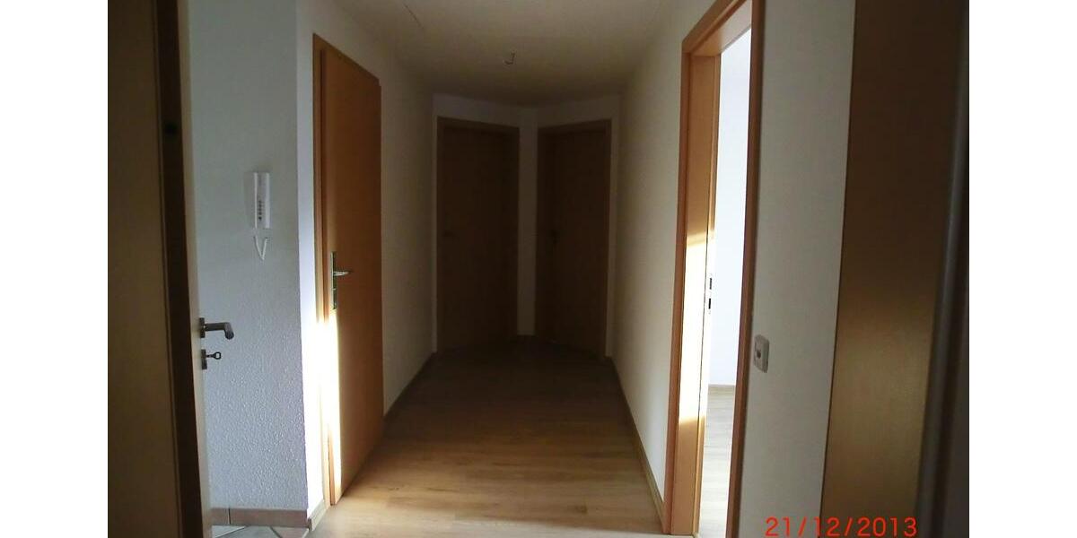 Dachgeschoßwohnung Großräschen - 2 Zimmer, 80 m&sup2;, 480&euro; | Angebot:26384475