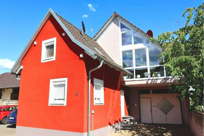 Haus zum Kaufen in Rheinhausen 650.000 € 168 m²