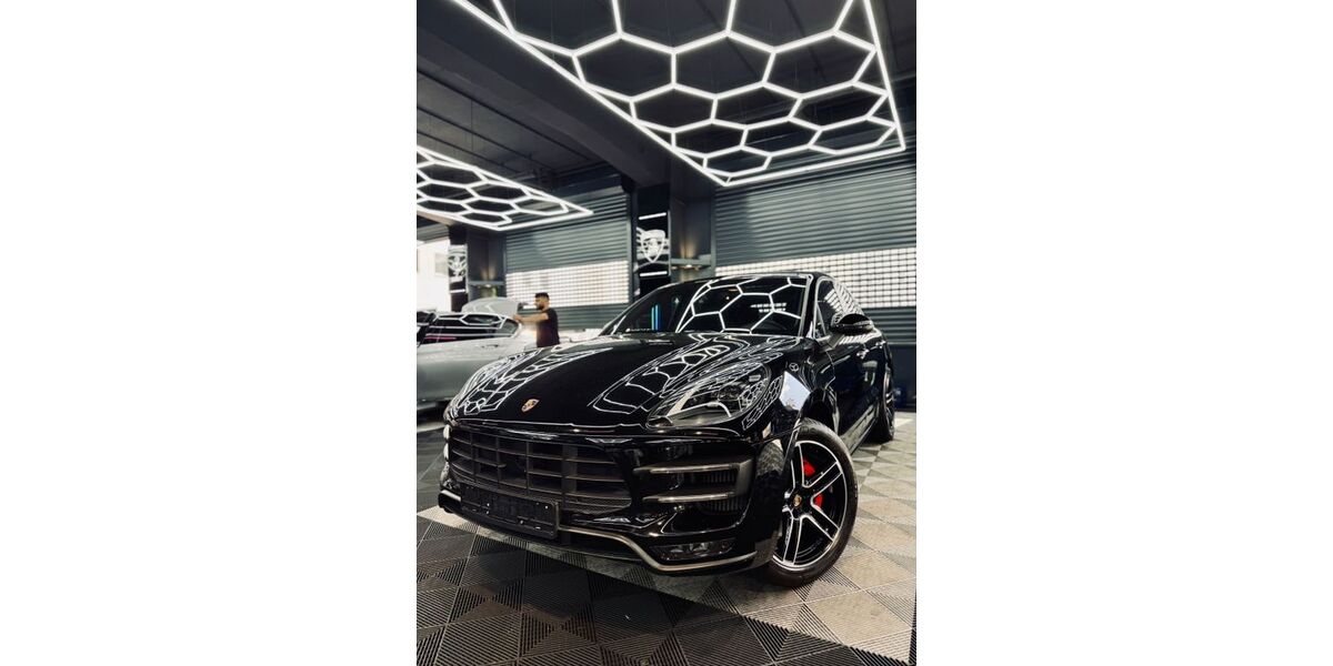 Porsche Macan 69.162 km 42.900 &euro; Berlin 10553