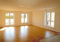 Sonnige Neubau-Wohnung mit 4 Zimmern und 2 Bädern