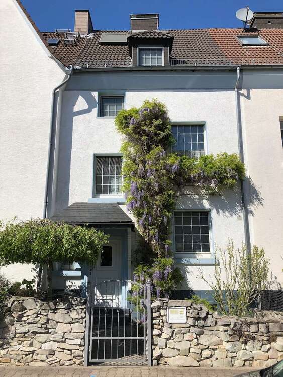 Haus zum Kaufen in Frankfurt 594.000 € 140 m²