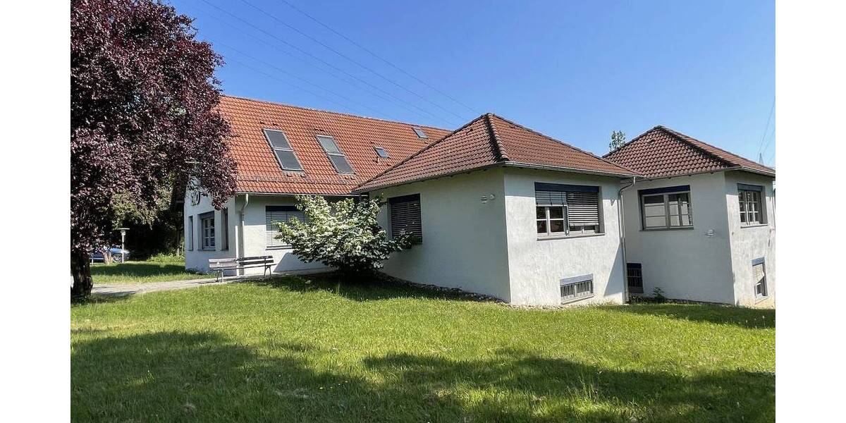 Gewerbeobjekt Reutlingen Jettenburg - 9 Zimmer, 454 m&sup2;, 4.600&euro; | Angebot:25433546