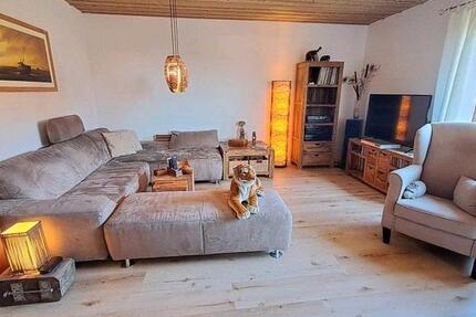 Haus Schrobenhausen - 7 Zimmer, 210 m&sup2;, 1.600&euro; | Angebot:24832222