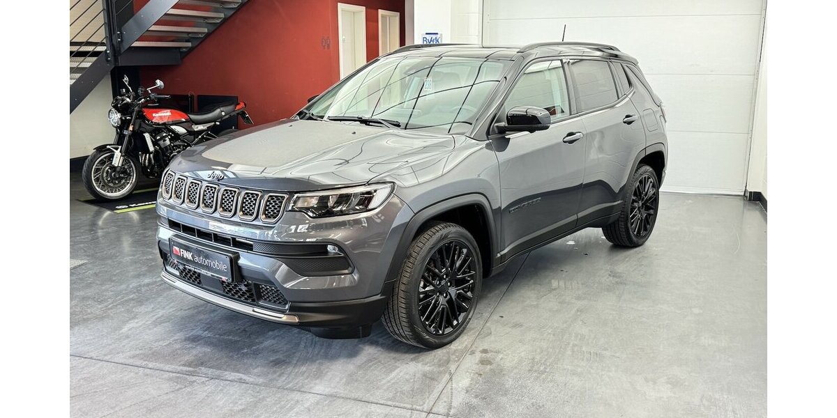 Jeep Compass Limited Plug-In 1.Hand 4WD FULL LED 360° 52.400 km 24.220 &euro; Lich 35423